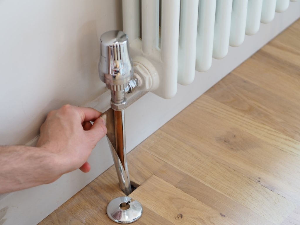 Radiator Borusu Gizlətmək